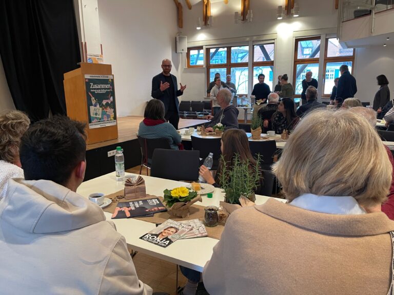Neujahrsempfang bei Kaffee und Kuchen