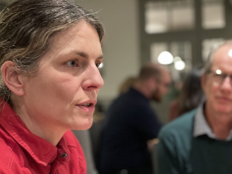 Politik zum Anfassen: Ronja von Wurmb-Seibel und Daniel Holmer ganz direkt